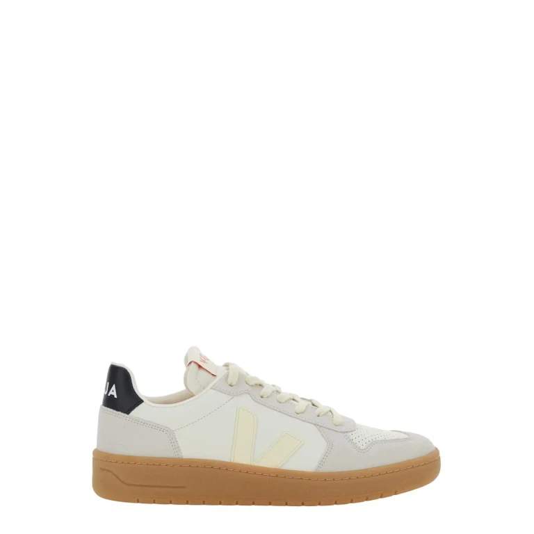 Veja v-82 Grey Low Top Sneakers With Logo Patch On Tongue And Side And Logo Letteirng On The Heel In Leather Unisex
