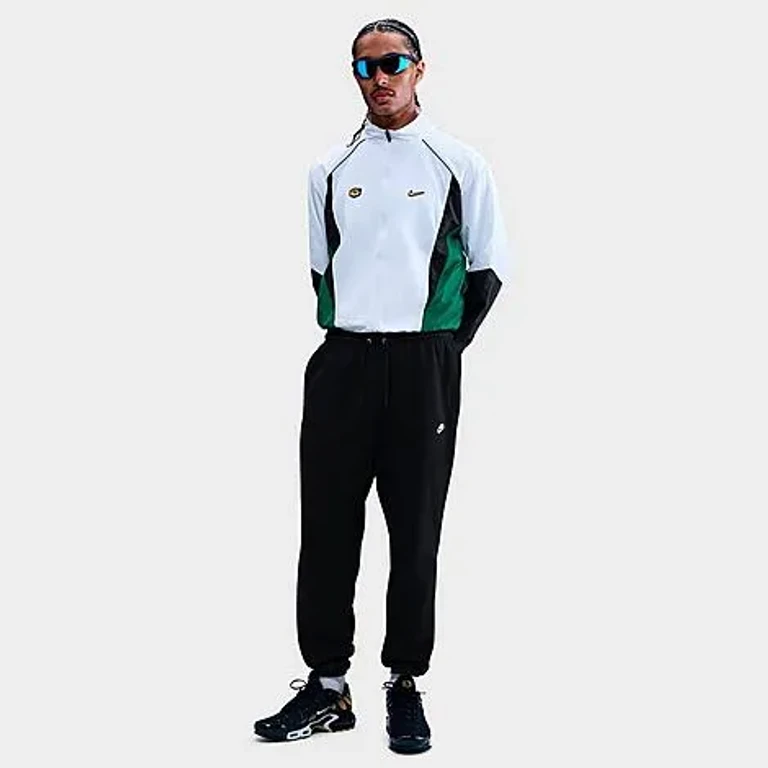 Nike Men's Club Fleece Brushed Premium Cuffed Sweatpants in Black/White Size: XXS