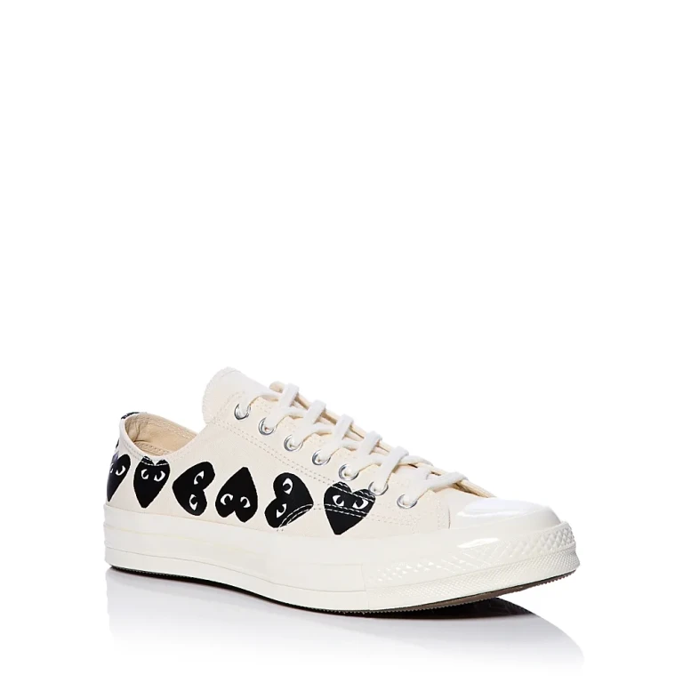 Comme Des Garcons Men's Low Top Lace Up Sneakers