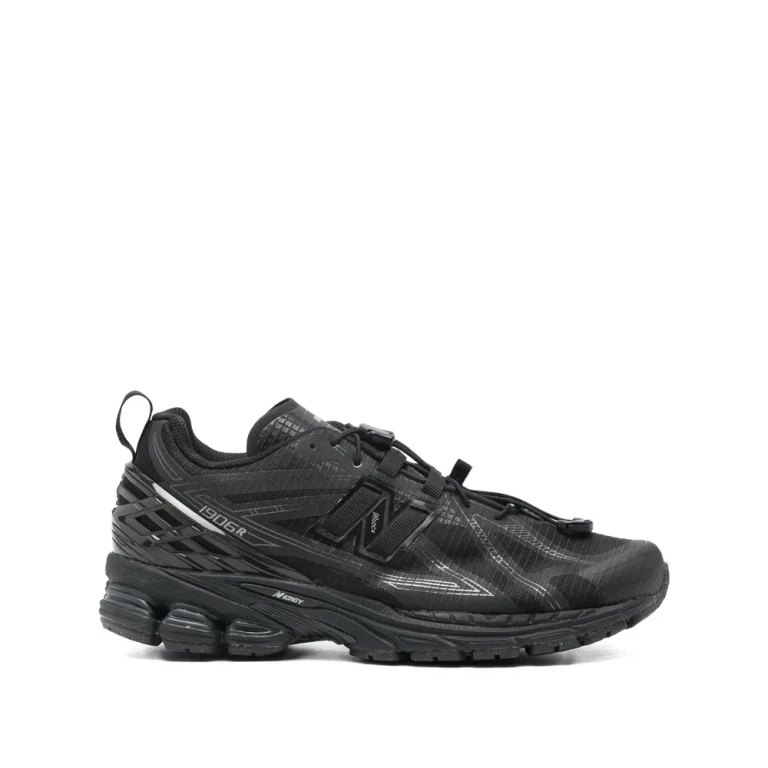New Balance U1906 Sneakers