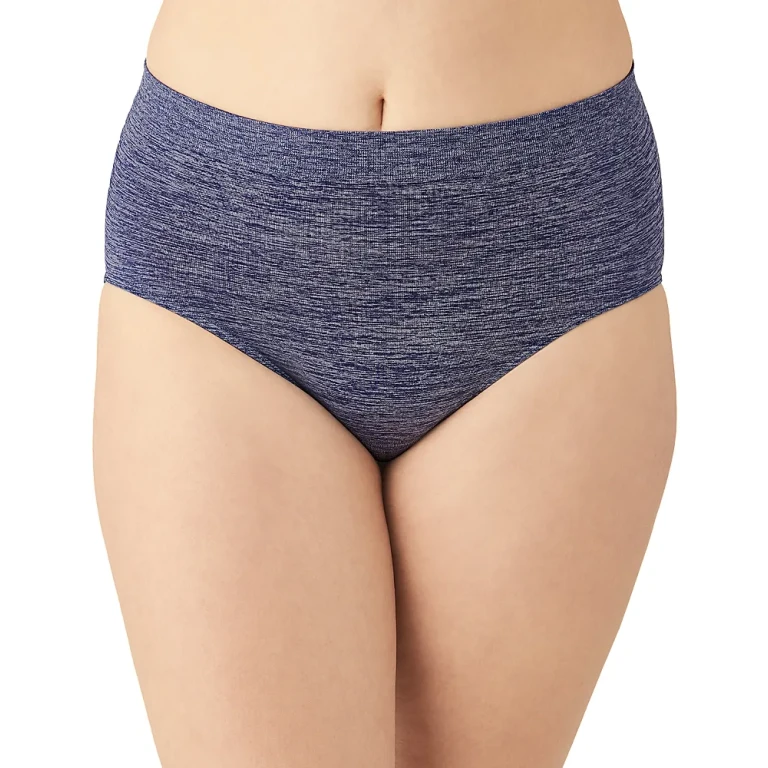 Wacoal B. Smooth Seamless Briefs