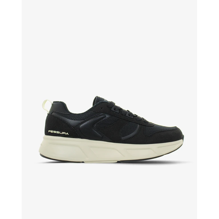 Fessura Italia Walk 03 - R Black Running Sneakers - Women