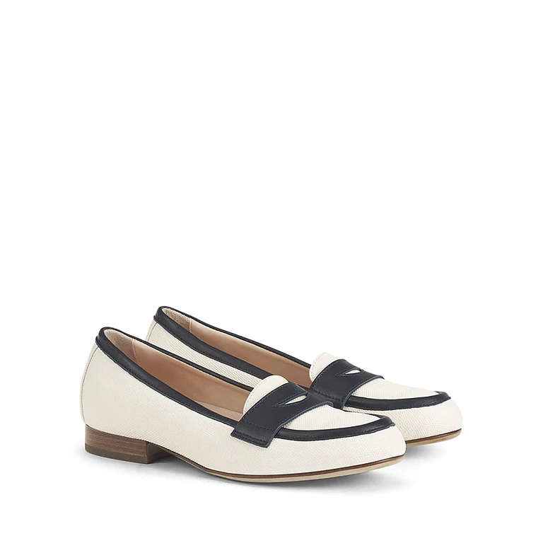 Agl Women's New College Flats