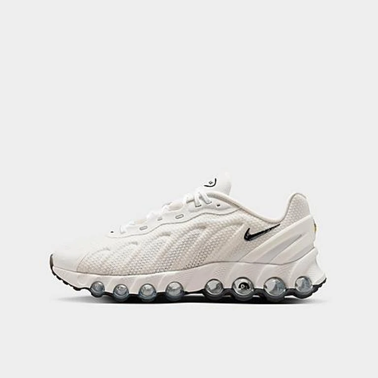 Nike Men's Air Max Dn8 Casual Shoes in White/White/White Size: 7.5