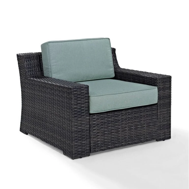 Fauteuil Crosley Beaufort bleu en osier