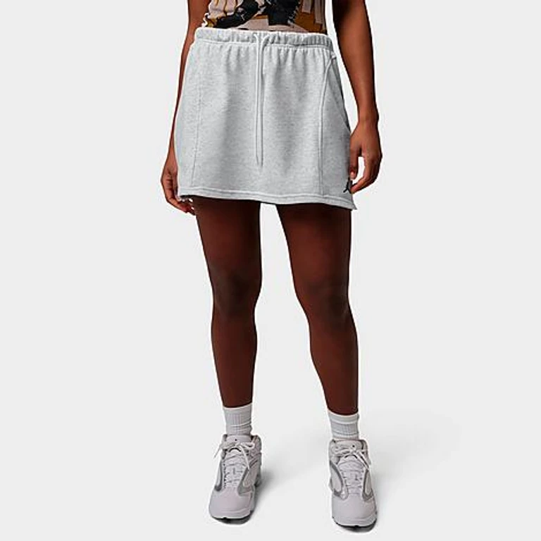 Nike Women's Jordan Brooklyn Fleece Skirt in Birch Heather/Black Size: XS