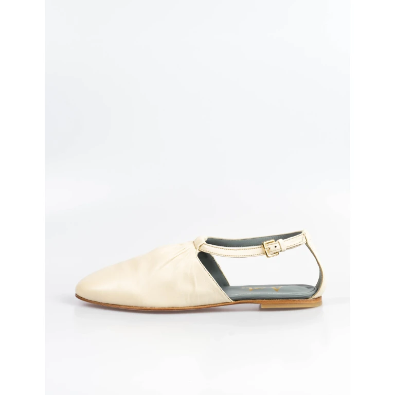 Flat Svedja White
