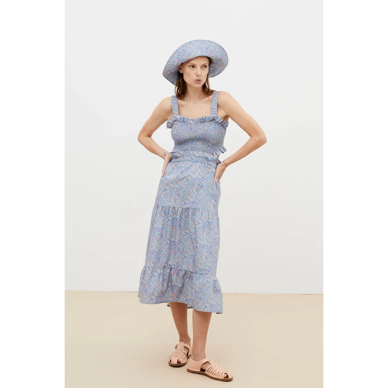 Women summer dress with open back