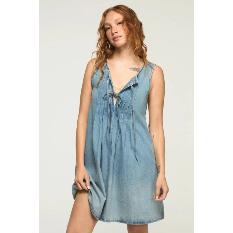 Women's Pleated Denim Mini Dress - Nice Out Wash