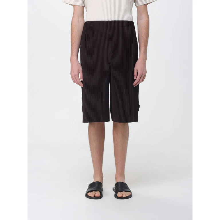 HOMME PLISSE' ISSEY MIYAKE Shorts Men color Black (HP66JF21218)
