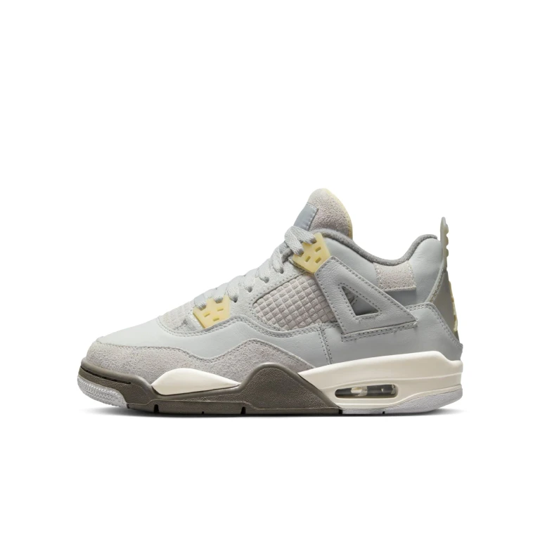 Grade School Retro 4 Se 'Craft Photon Dust' Gs Sneakers