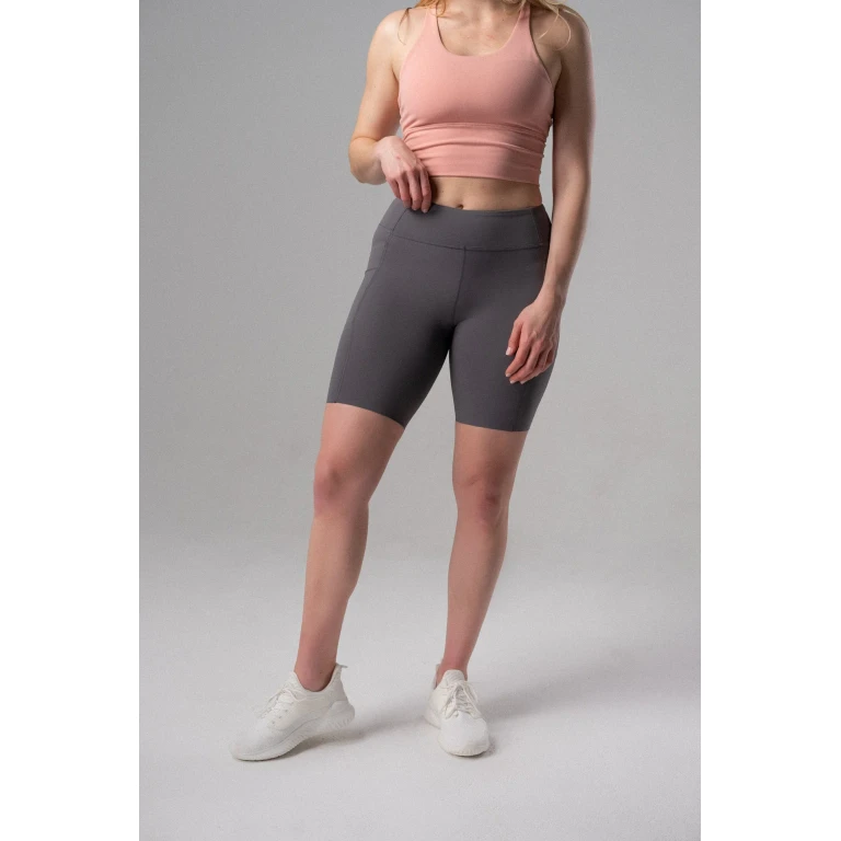 Serene Simply Short