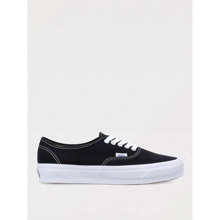 Sneakers Men color Black (VN000CQABA2BA2B)