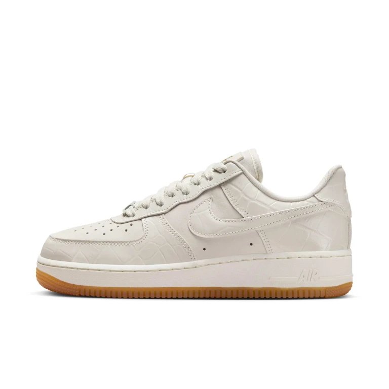 Women's Air Force 1 '07 Lx Sneakers