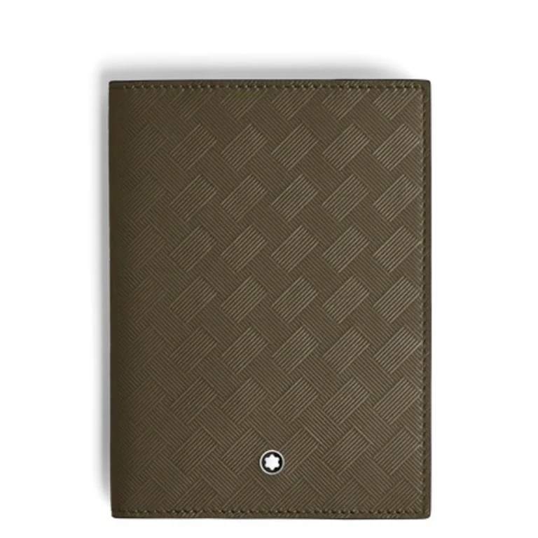 Passport Holder in Extreme Leather