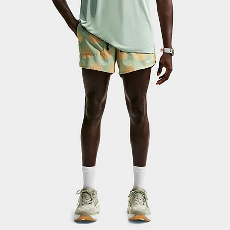 Nike Men's Stride Dri-FIT Distant Dreams 5" Brief-Lined Running Shorts in Jade Horizon Size: XS