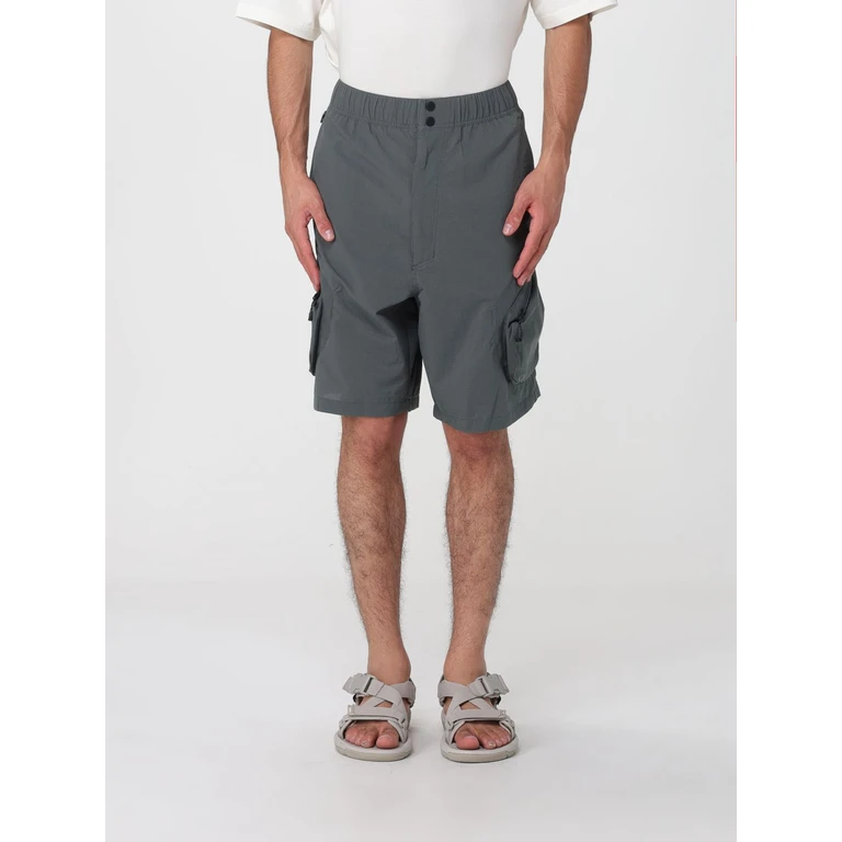 Cargo Shorts in Technical Fabric with Slash Pockets (FOA408817760)