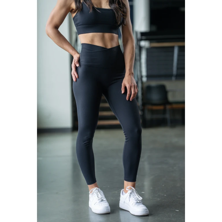 BRUSHED attain crossover legging
