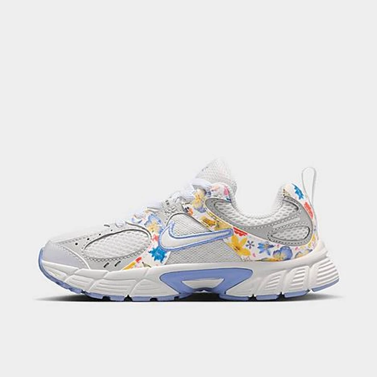 Nike Little Kids V5 RNR Casual Shoes in Summit White/Photon Dust/Light Thistle Size: 1.0
