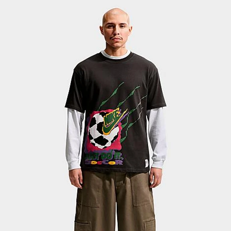 Nike Men's Sportswear Soccer DNA Retro Graphic T-Shirt in Off Noir Size: XS