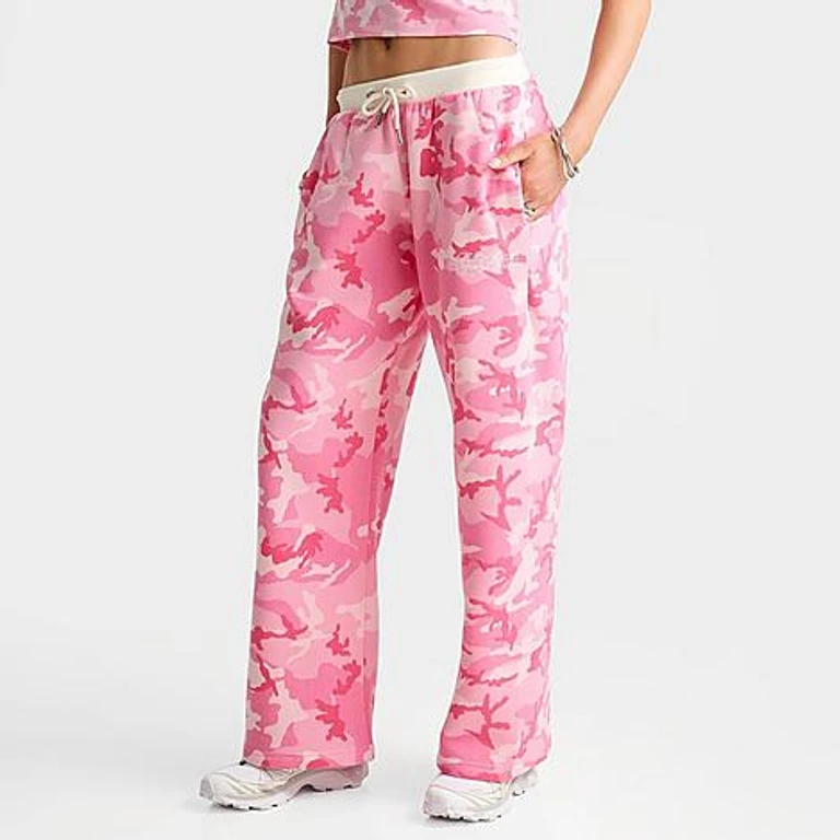 Women's Camo Script Low-Rise Wide Leg Pants in Pink Camo Size: XS