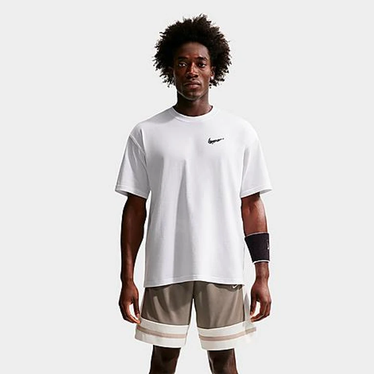 Nike Men's Basketball Locker Graphic T-Shirt in White Size: Small