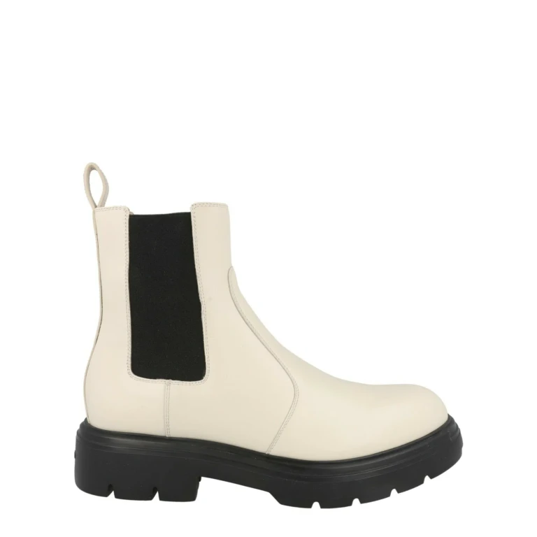 Dollie Chelsea Boots