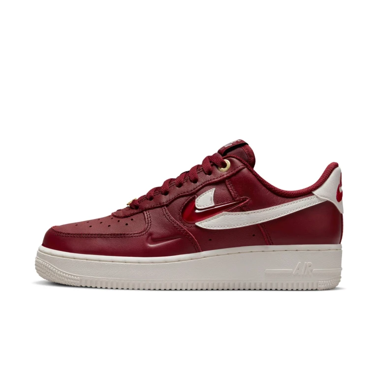 Women's Air Force 1 '07 Premium Sneakers