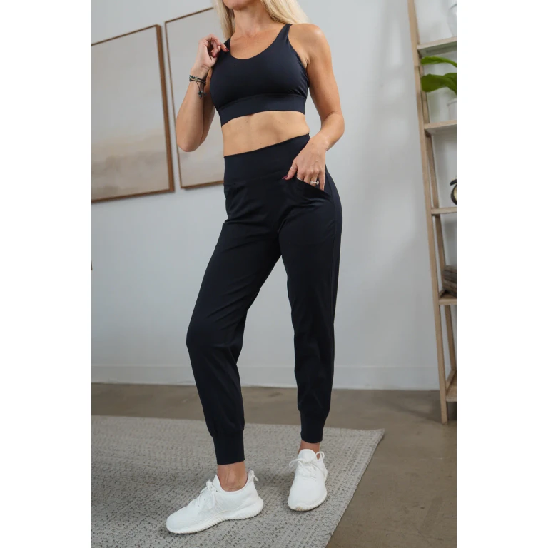 Gravity Resilient Jogger