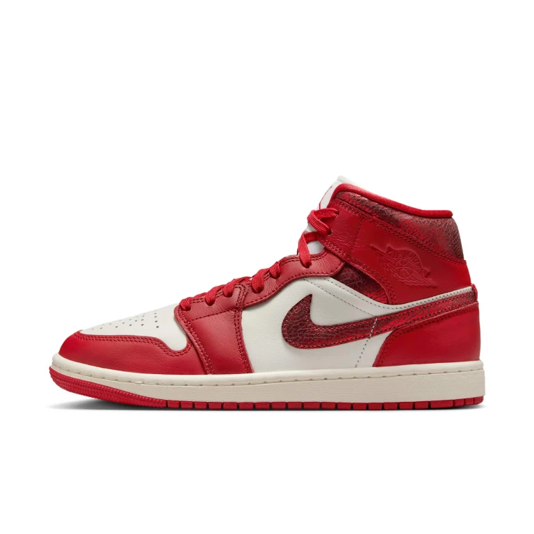 Women's Retro 1 Mid Se Sneakers