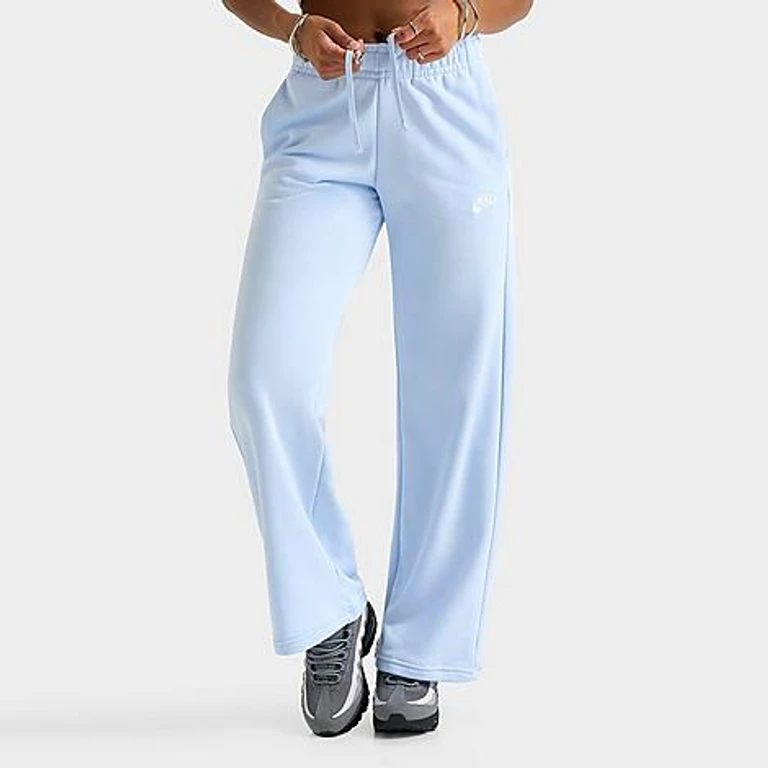 Nike Women's Sportswear Club Fleece Wide Leg Sweatpants in Celestine Blue/White Size: XS