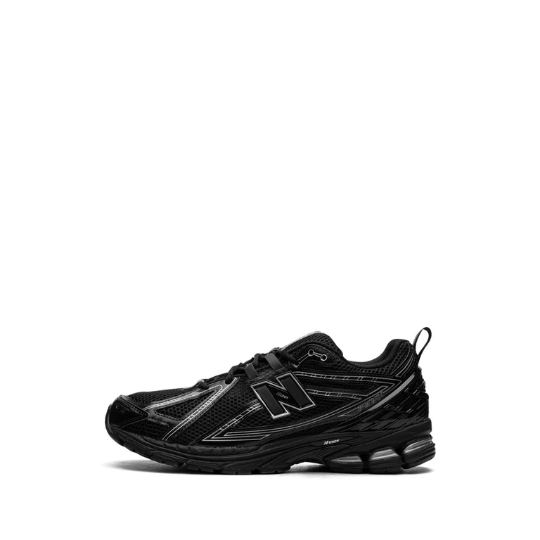 Sneakers Men color Black (M1906RCH)