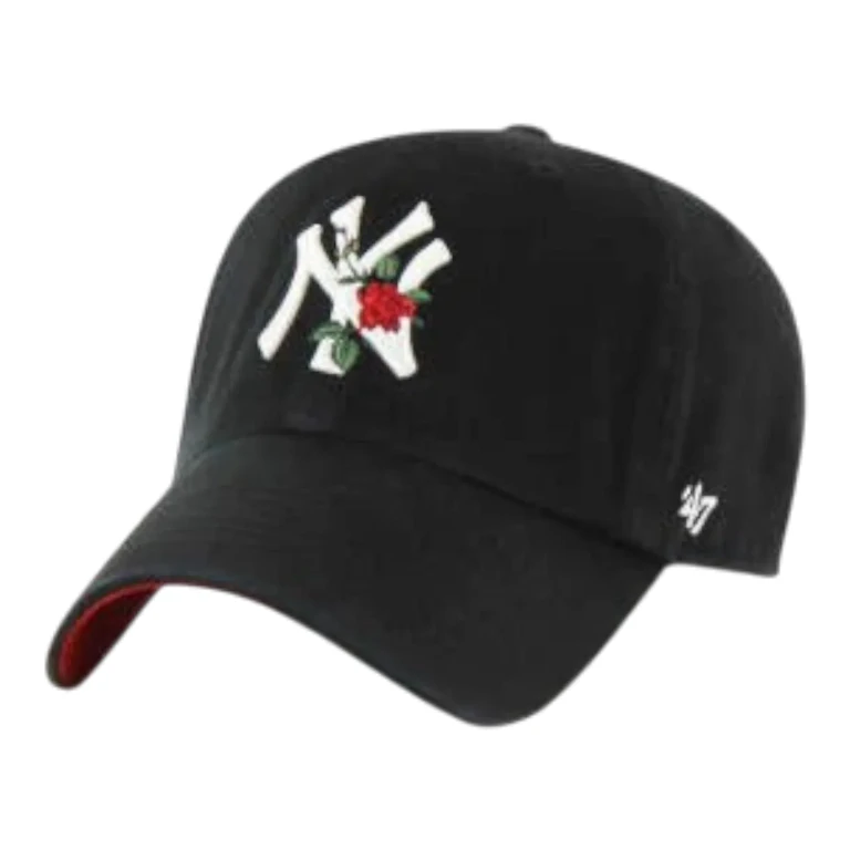 Clean Up New York Yankees Thorn Strapback Hat - Black Adjustable Cap