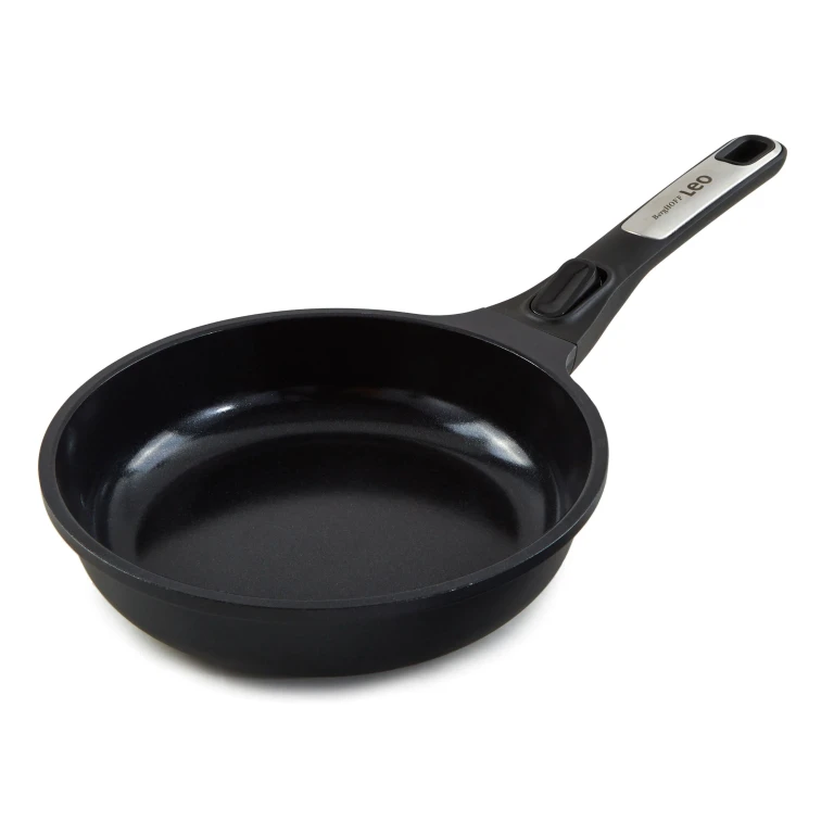Leo Phantom Nonstick Ceramic 8" Frying Pan, Recycled