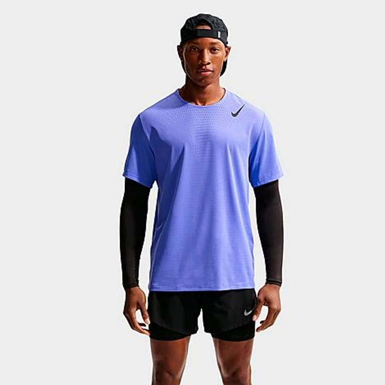 Nike Men's AeroSwift Dri-FIT ADV Running Top in Sapphire/Black Size: Small