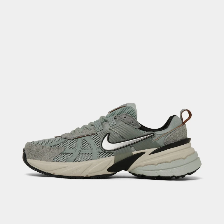 [fn6703-003] Womens Nike V2k Run 'light Pumic Black Chrome'