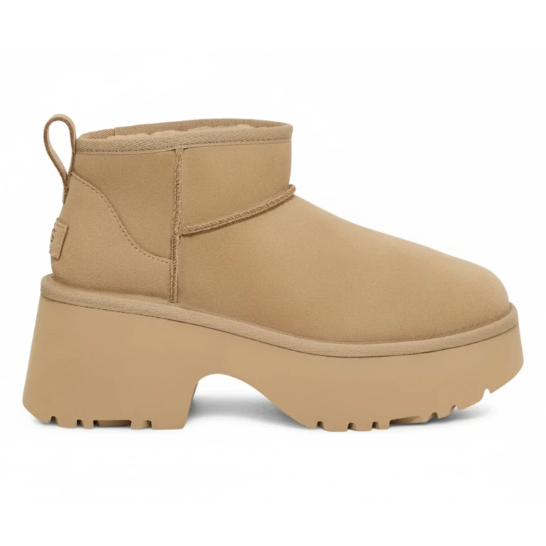 Women's Classic Ultra Mini New Heights Boots