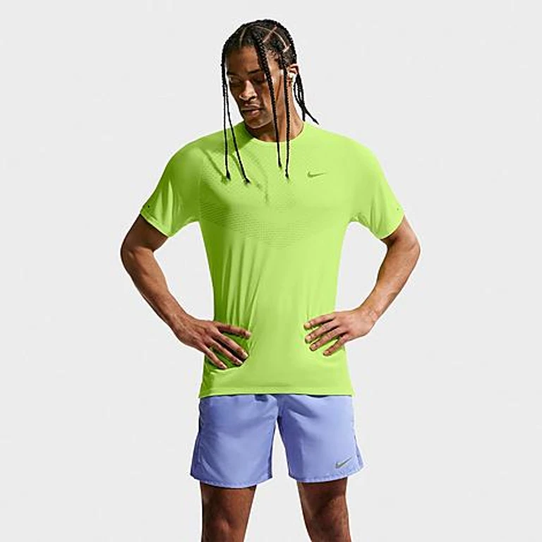 Nike Men's Stride Dri-FIT ADV Running Top in Volt Ice Size: XS