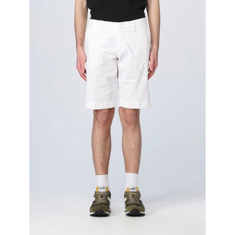 Shorts Men color White (NTM8346188TGURB001)