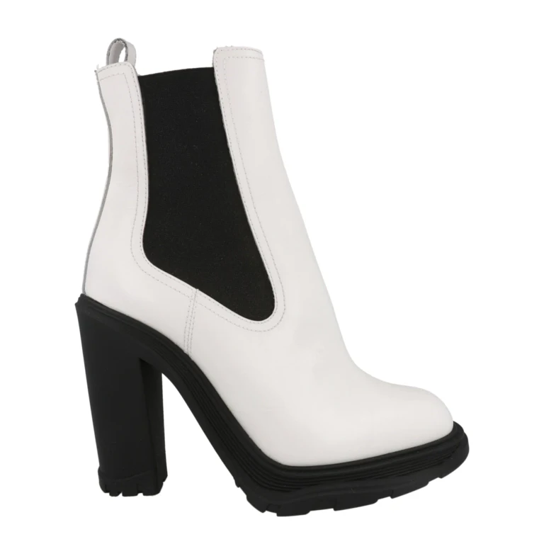 Women's Leather Heeled Chelsea Boots