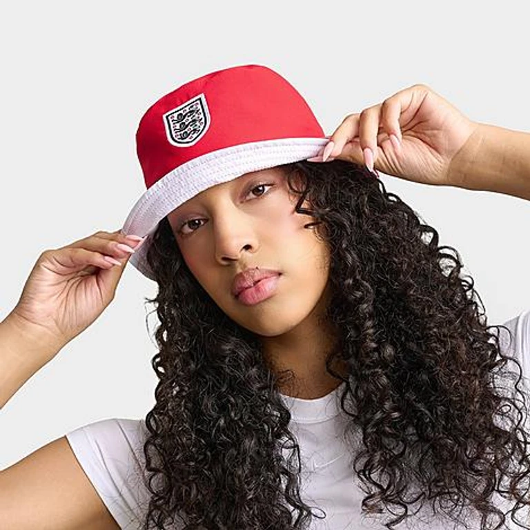 Nike England National Team Reversible Woven Bucket Hat in Red/White Size: Medium