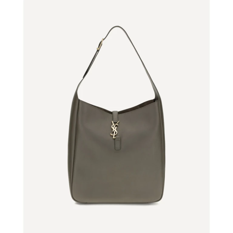 Le 5 À 7 Shoulder Bag Female UNI