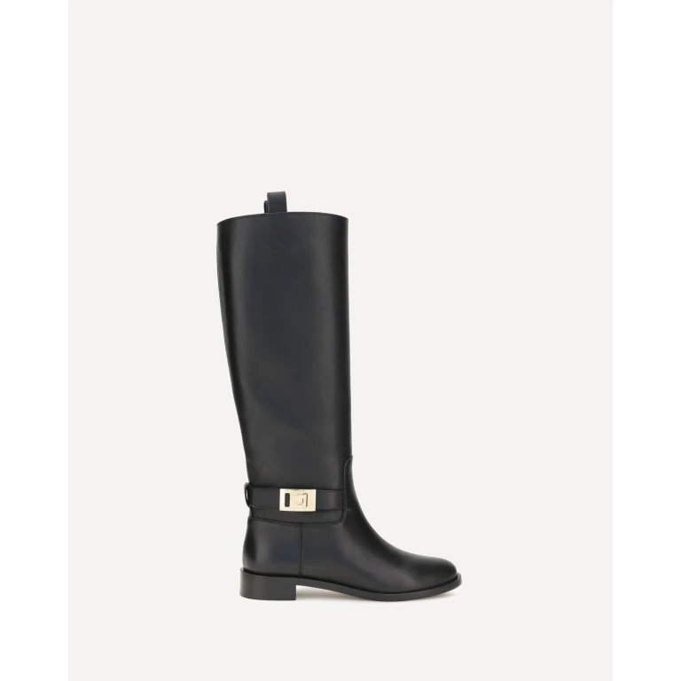 Hug Boots Female 9.5