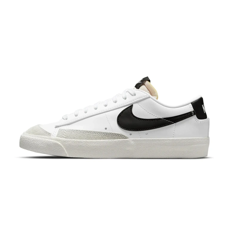 Women's Blazer Low 77 W Sneakers