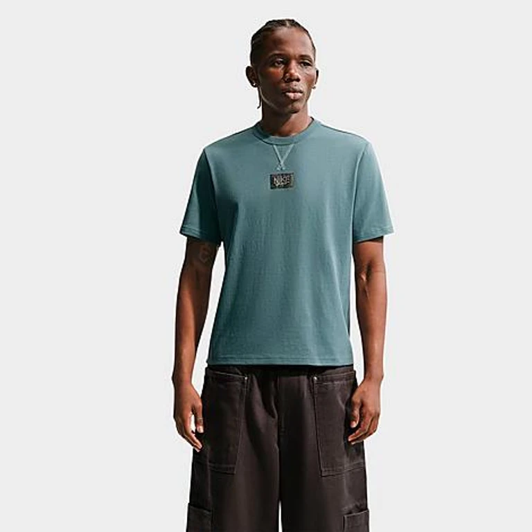 Nike Men's Sportswear Tailored Premium Patch T-Shirt in Mineral Slate Size: XS