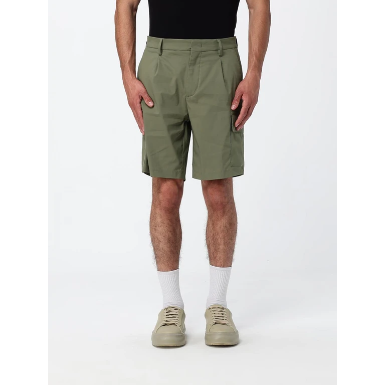 Shorts Men color Green (K6133NWV15)