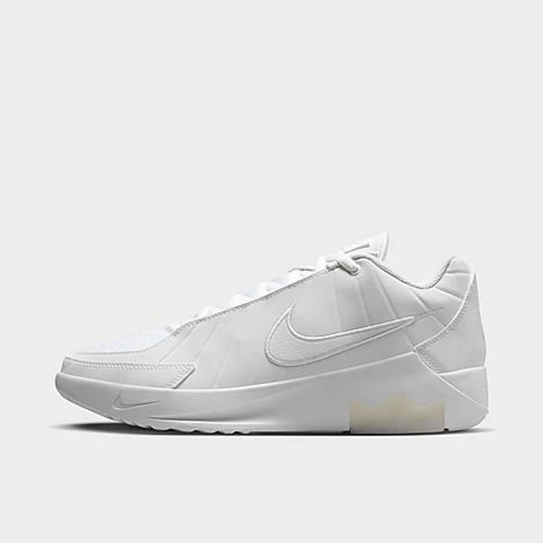 Men's LeBron Witness 9 Basketball Shoes in Black/White Size: 4.0
