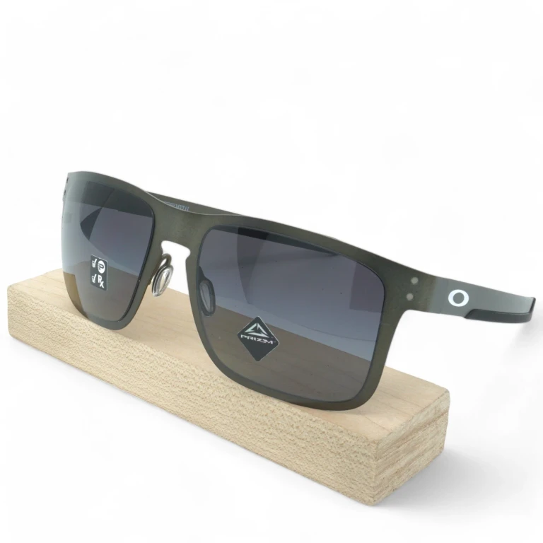 Holbrook Metal Polarized Sunglasses