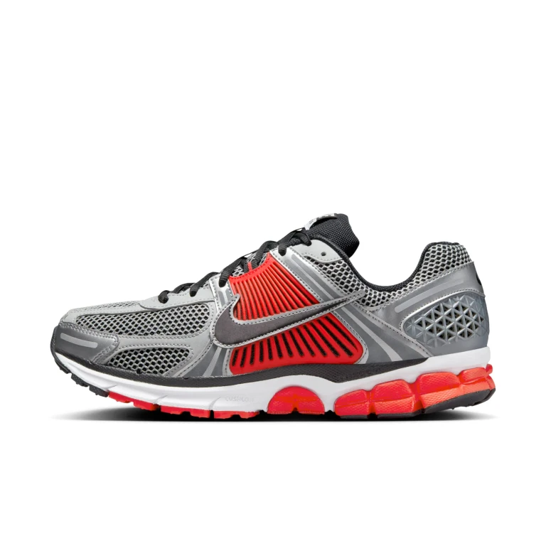 Men's Zoom Vomero 5 'Bright Crimson Metallic Silver' Sneakers