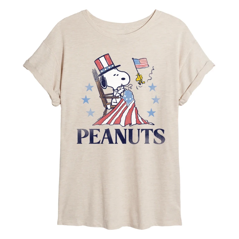 Betsy Ross Snoopy - Juniors Oversized Graphic T-Shirt